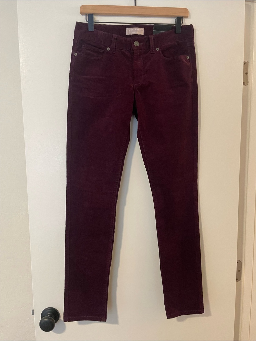 Banana Republic Women's Skinny Corduroy Pants in Deep Burgundy
